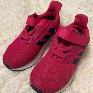 KIDS ADIDAS FUCHSIA RUBBER SHOES size 10K